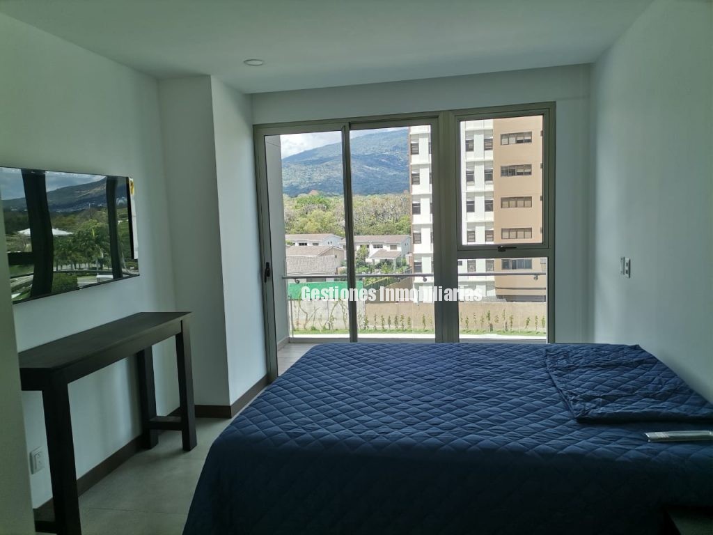 ALQUILER DE APARTAMENTO AMUEBLADO EN COLONIA SAN BENITO (2 Hab.)